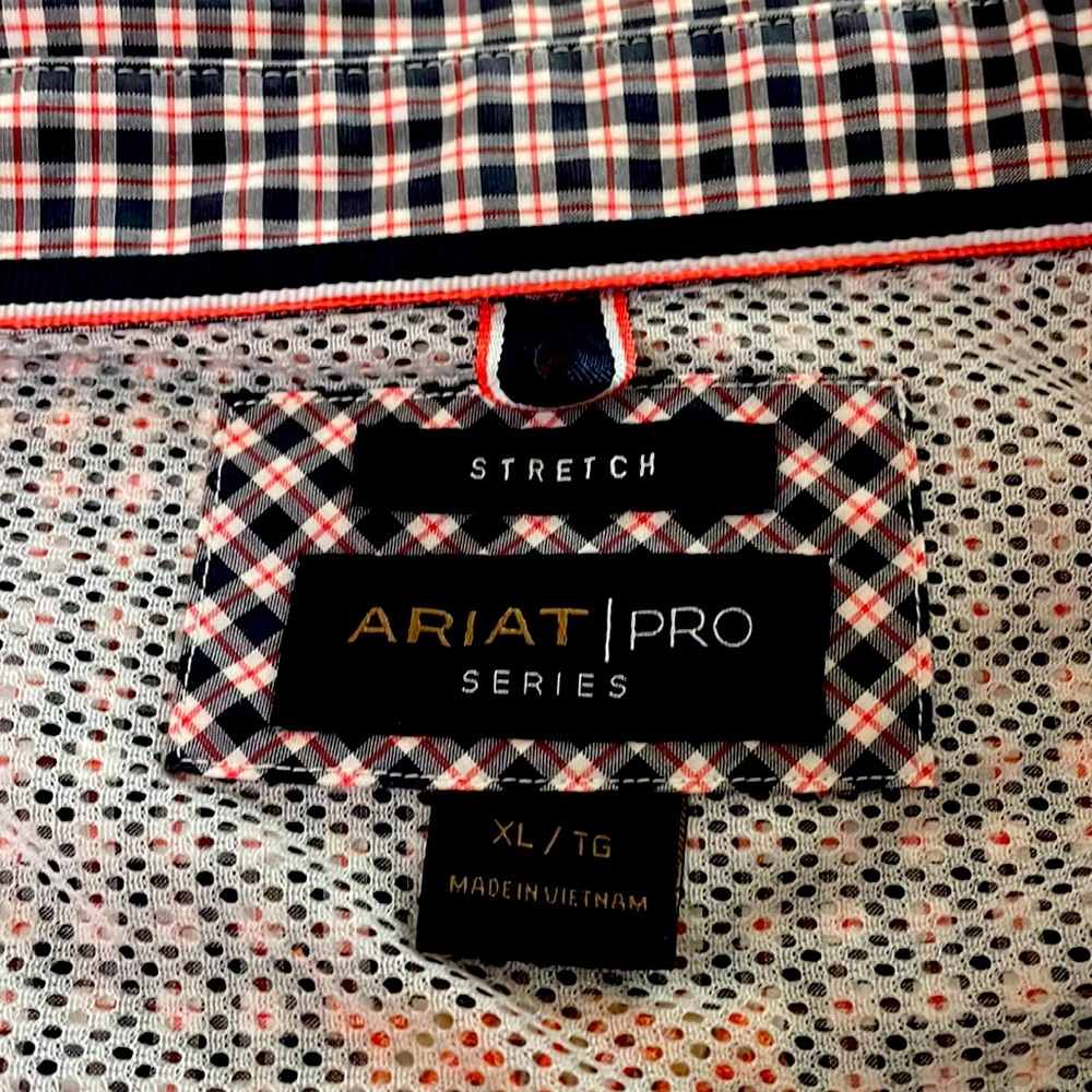 Mens XL Ariat Pro series Plaid long sleeve button down shirt Pro stretch series